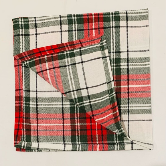 Cloth Dinner Napkins Cotton Holiday Christmas Plaid Set of 4 - Picture 4 of 5